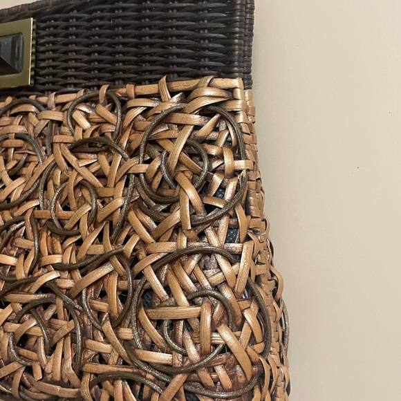 NWOT Kara Ross Designer Wicker Handbag With Gold Chain - Picture 5 of 10